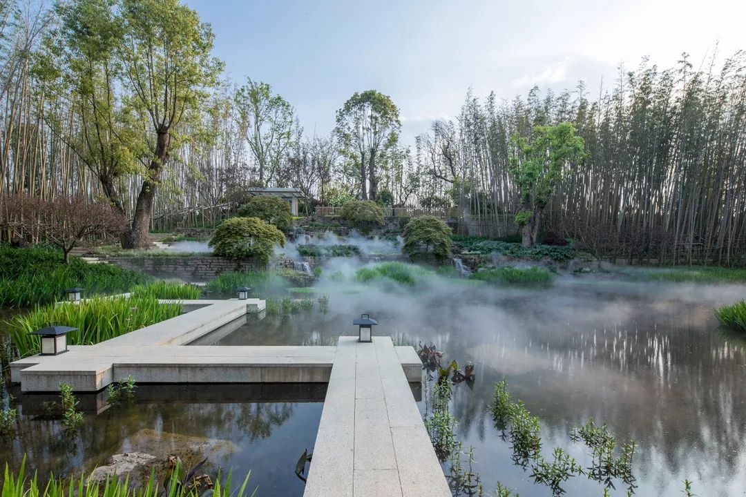 麓湖红石公园