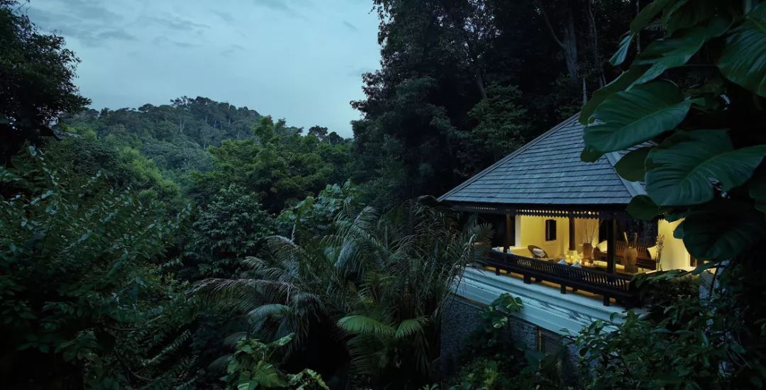 这才是让华人鞋王Jimmy Choo心心念的度假胜