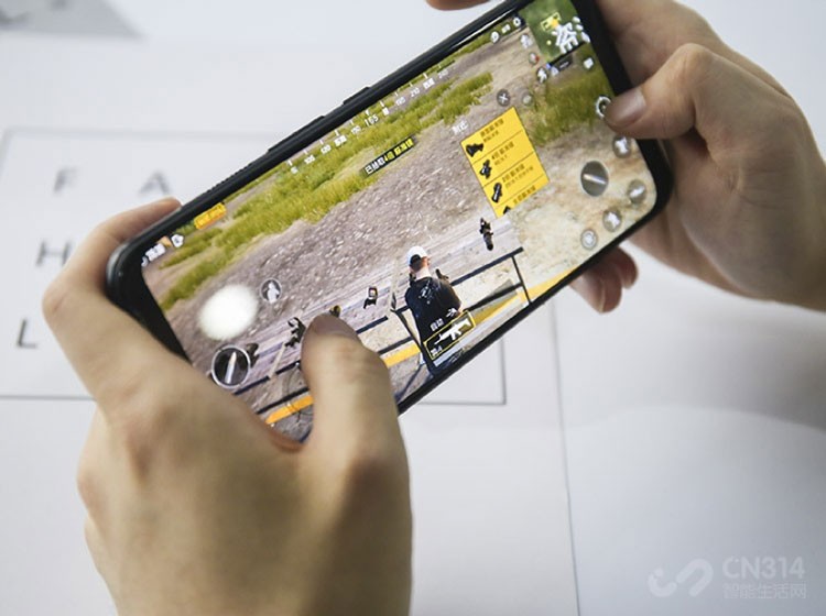 电竞游戏手机也玩光污染，除了前两款其它都是来打酱油的!