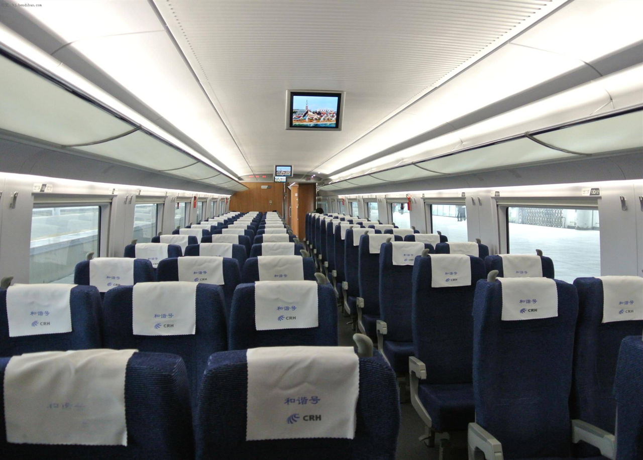 空荡荡的动车列车座位高清图片下载-正版图片500797679-摄图网