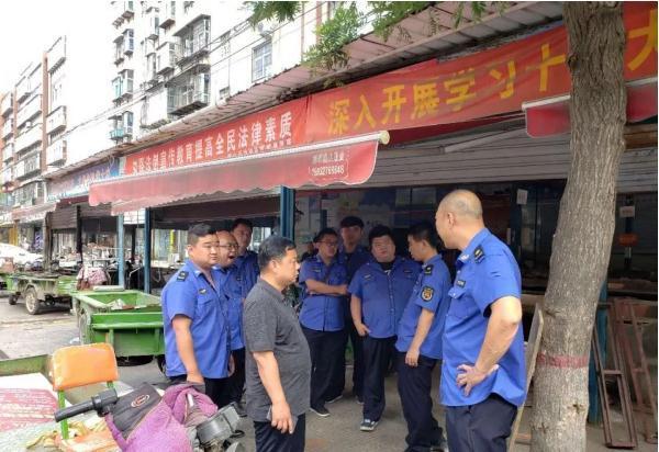 依什么取容成语_成语故事图片(2)