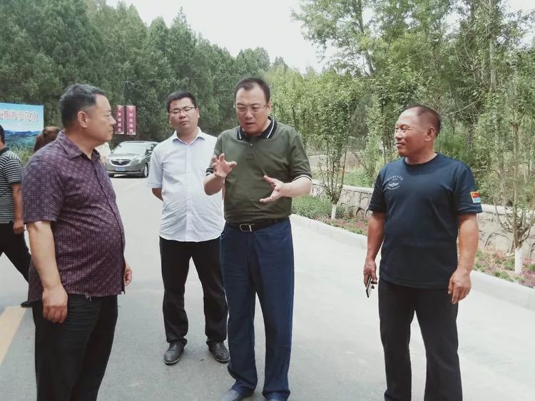 昨天,唐山市副市长,遵化市委书记李贵富再次到这个村庄调研!