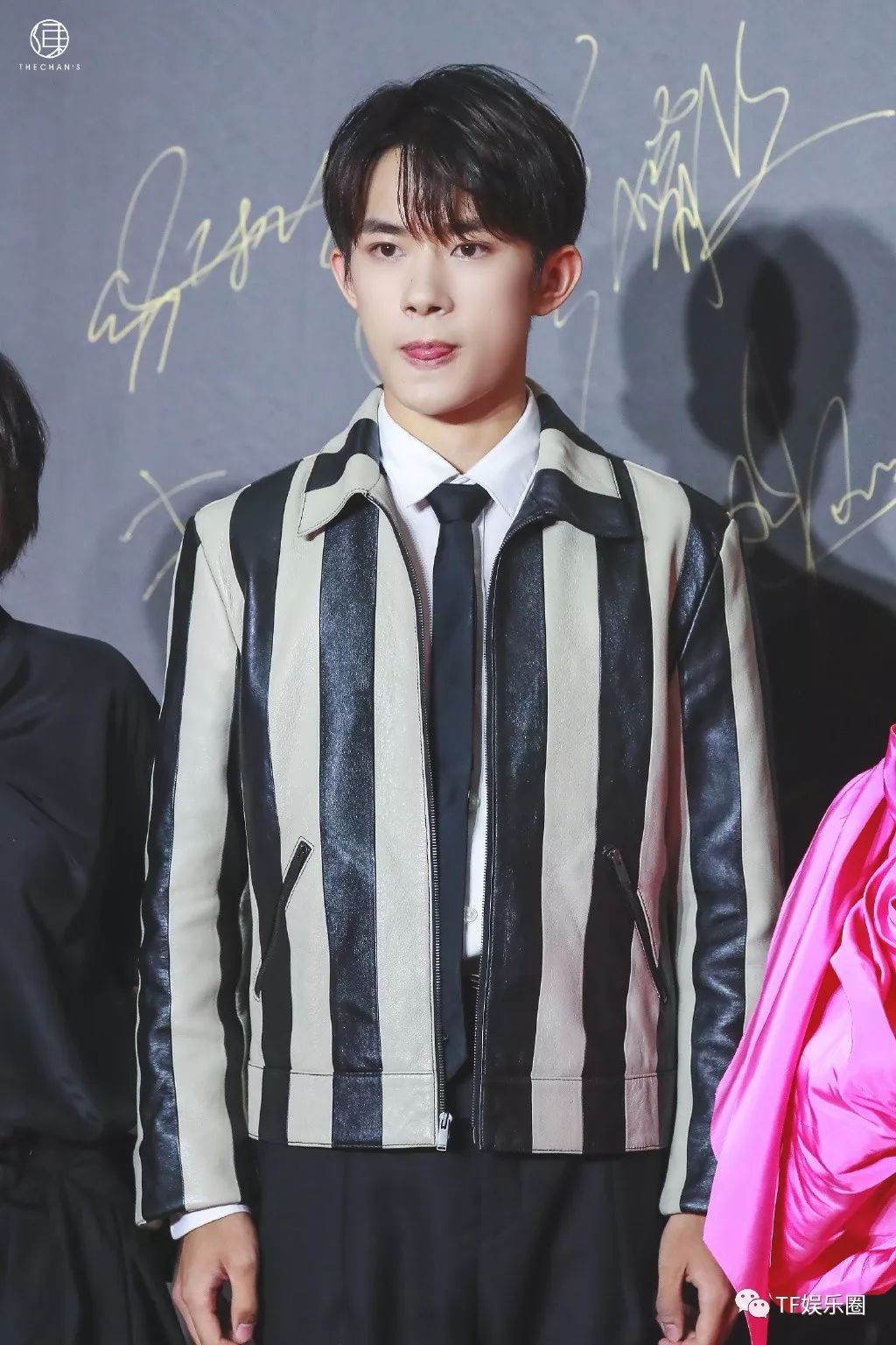 易烊千玺周冬雨新料 a56fadf49c484dffbef3c28f24a40b2d.jpeg