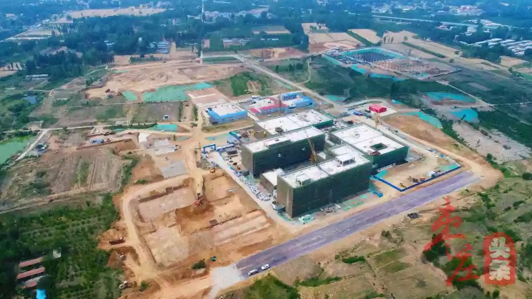 枣庄学院新城院区正在火热建设中,跟随航拍来看一下壮观景象!