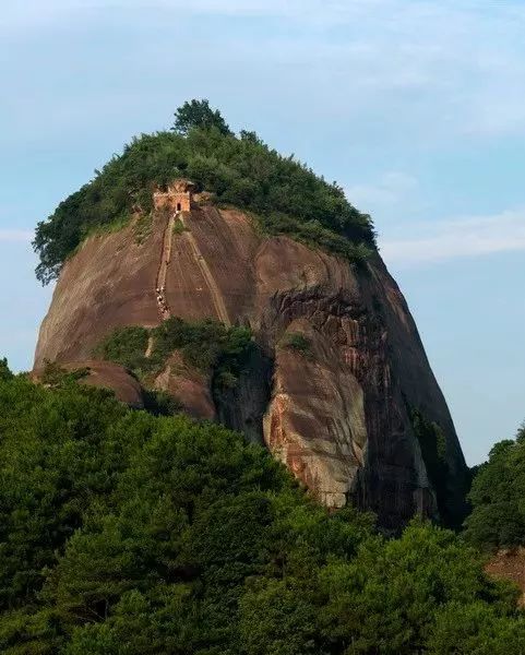 暑假游丹霞山优惠大!