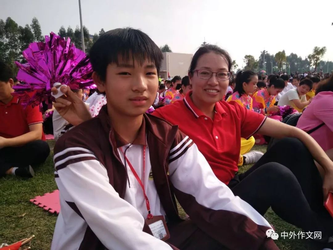 广东靳宏博成功的路上洒满阳光指导老师孟凡启