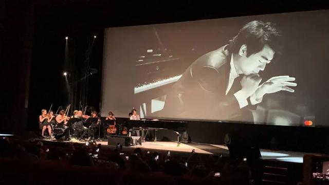 音乐现场直击 41f6bfb9146b4796992df218565fe4c7.jpeg