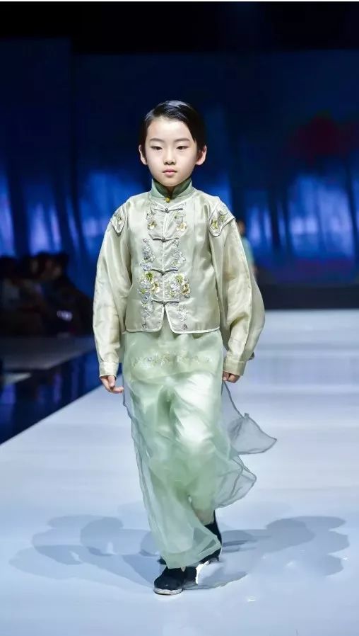 翰墨流影梦里泉城2019ksd第二届国际少儿时装周丨三寸盛京品牌招募