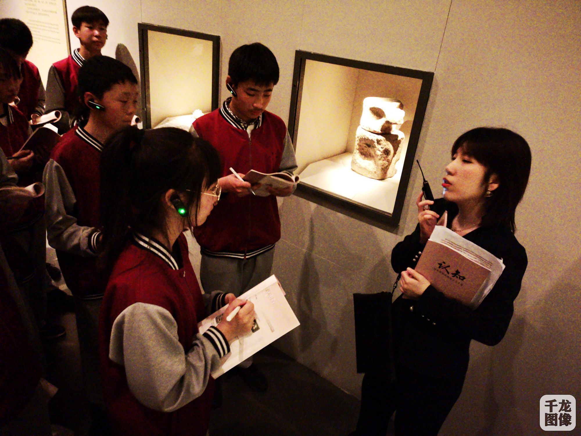 追寻历史脚步 树立文化自信