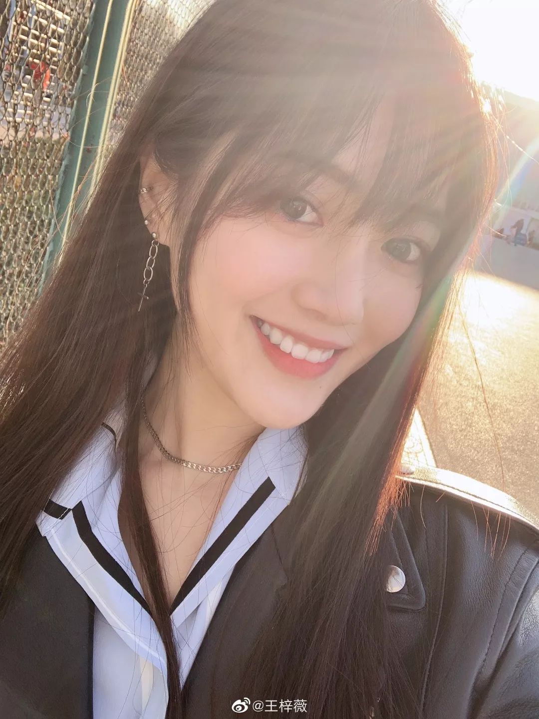 中女神学霸林静晓 《一年级大学季》性格爽朗又温油的王梓薇 ok