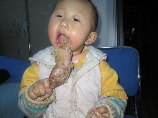                     4岁女童停止发育，是因吃了这4种食物，做爸妈，别再放任宝宝吃了