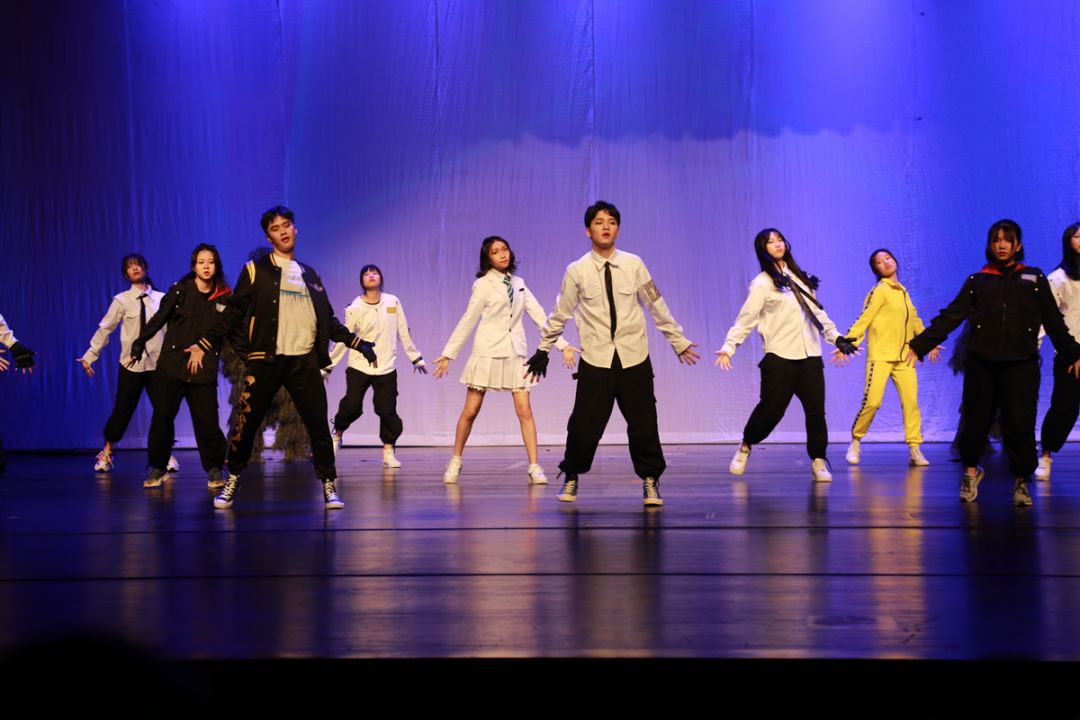 中海教育首届PEPA 国际艺术季闭幕式之南开高中部 歌舞青春,展我风采