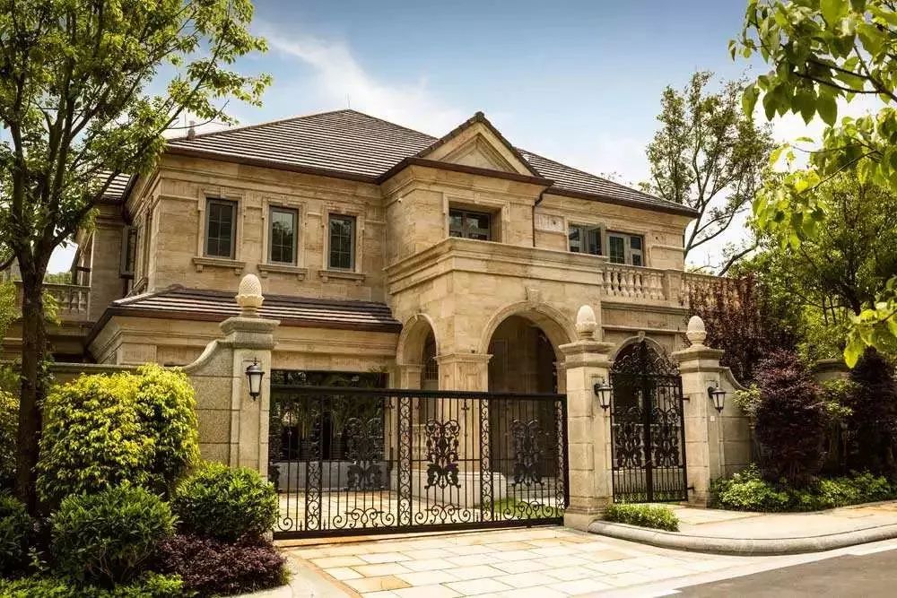 c6d4a1a756644f4cb458c256b2395b8d.jpeg