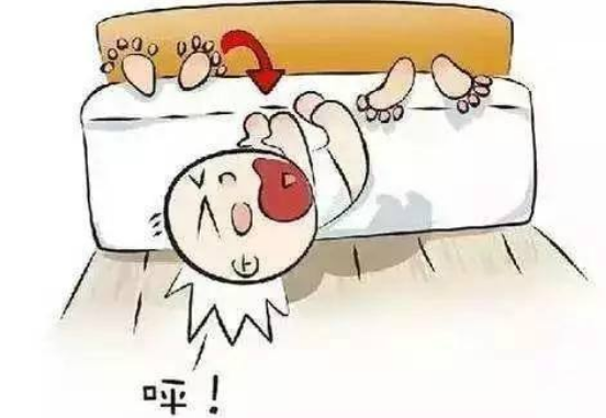                     咚……宝宝从床上掉地上了！提醒家长，别急着抱起！