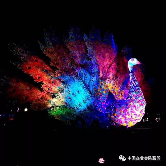 2019缤纷悉尼灯光音乐节装置艺术作品regalpeacock