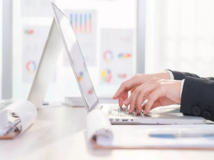 官宣|中航锂电核心价值观英文版内容升级