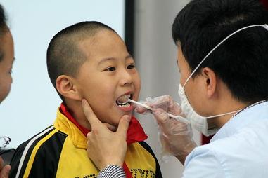                     幼儿脾胃医生发飙：别再“虐待”孩子的脾胃了！这3件事简直坑娃