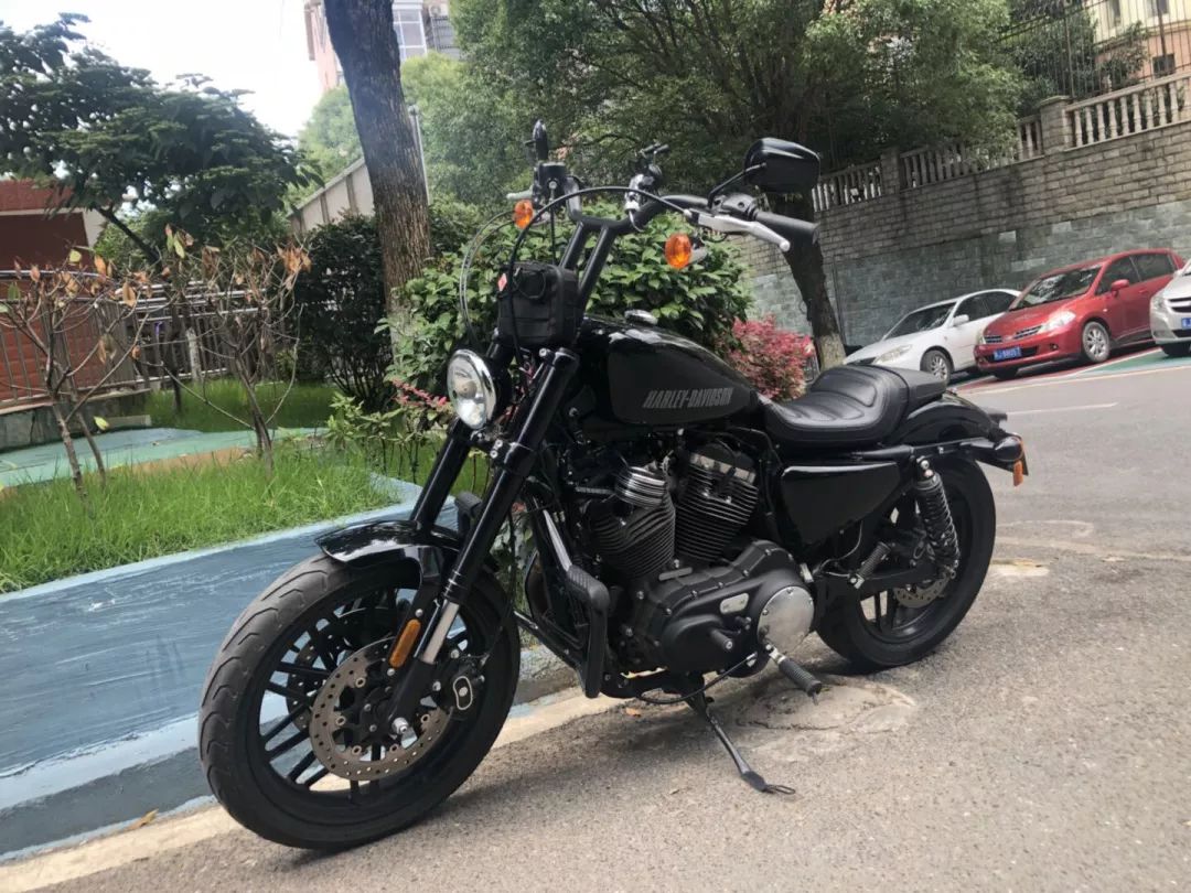 105000 联系人 肖 联系电话 17379917100 微信 1393469423 17年哈雷