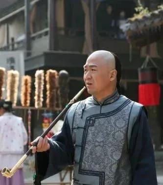 学纪晓岚做人,学和珅做事