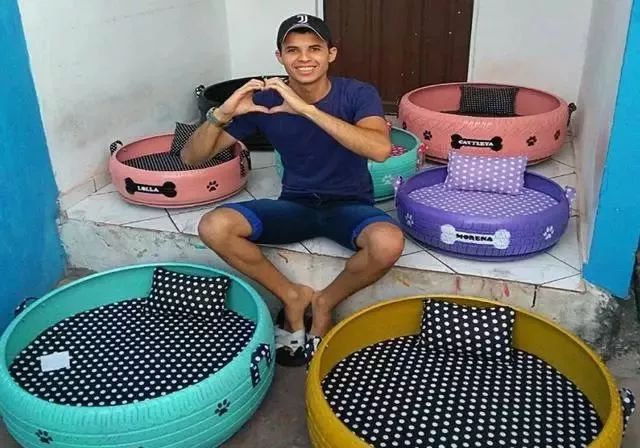 巴西藝術家巧手改革廢輪胎變寵物床！毛孩試躺超知足 寵物 第5張