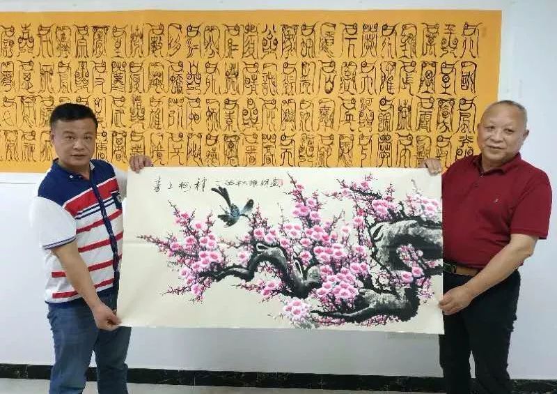 书画艺术委员会副主席当代著名隶书学家现居广东中山祖籍河南王耀辉