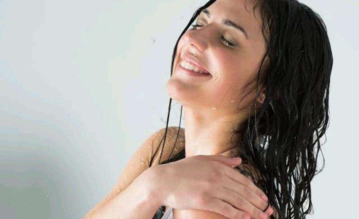                     准妈妈夏季洗澡时，身上这4个部位不要随意触碰，易伤胎