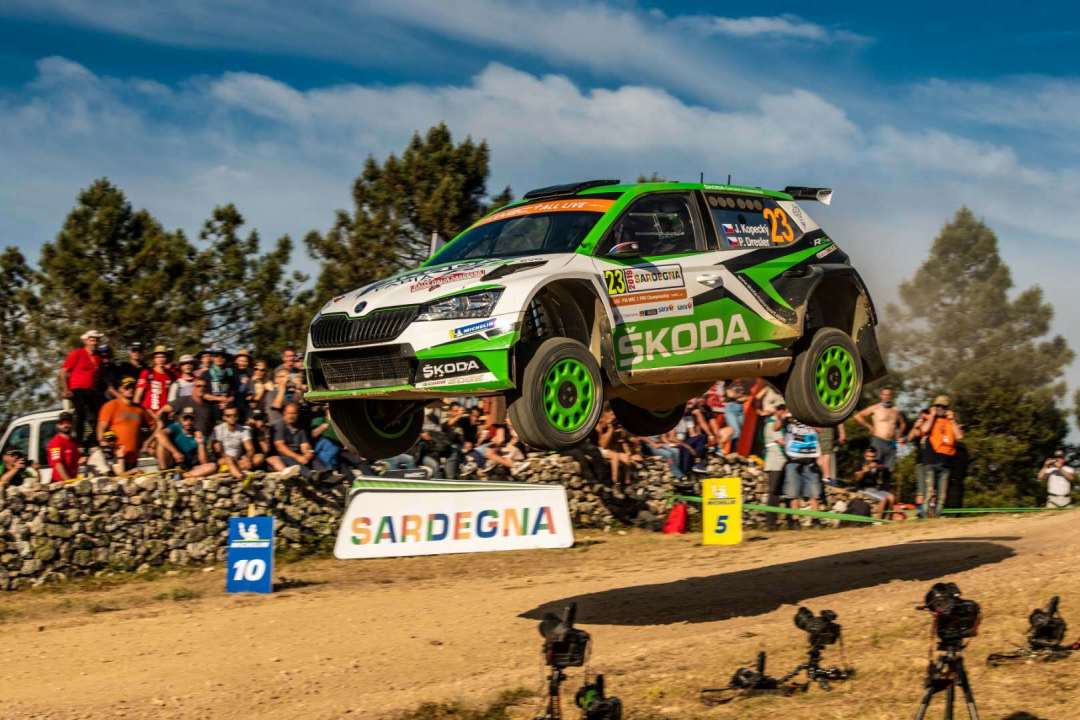 意大利撒丁岛拉力赛:斯柯达车手kalle rovanper和jan kopeck包揽wrc 2