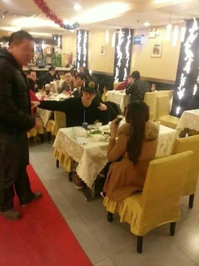 文章配图