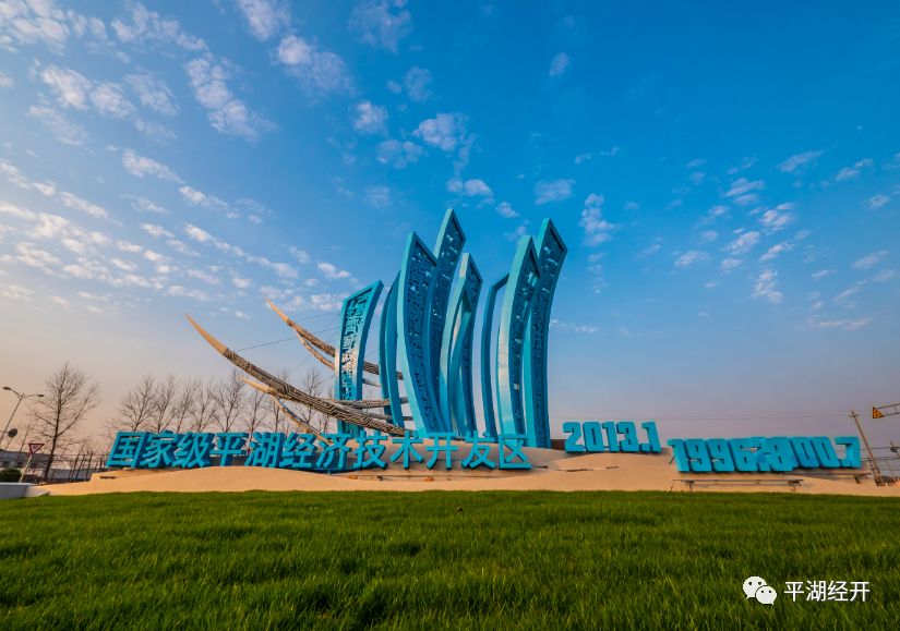 什么情况,刚需无房可买?!不是你的钱不行,而是