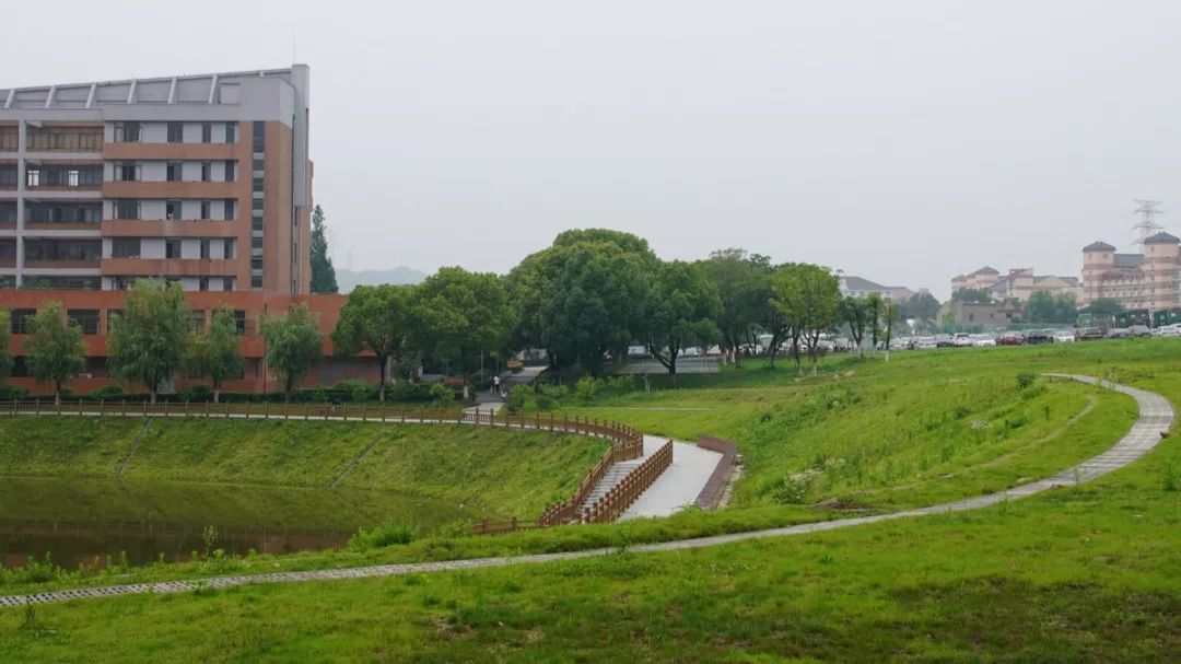 食堂那么好吃 无锡太湖学院