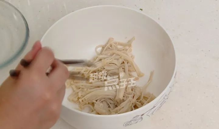 39f1fc10d80341bb8032f649e8cd580a.jpeg