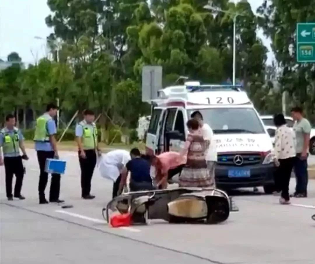 东岭沿海大通道路段发生一起交通事故/惠安五州市场路口两车相撞, 一