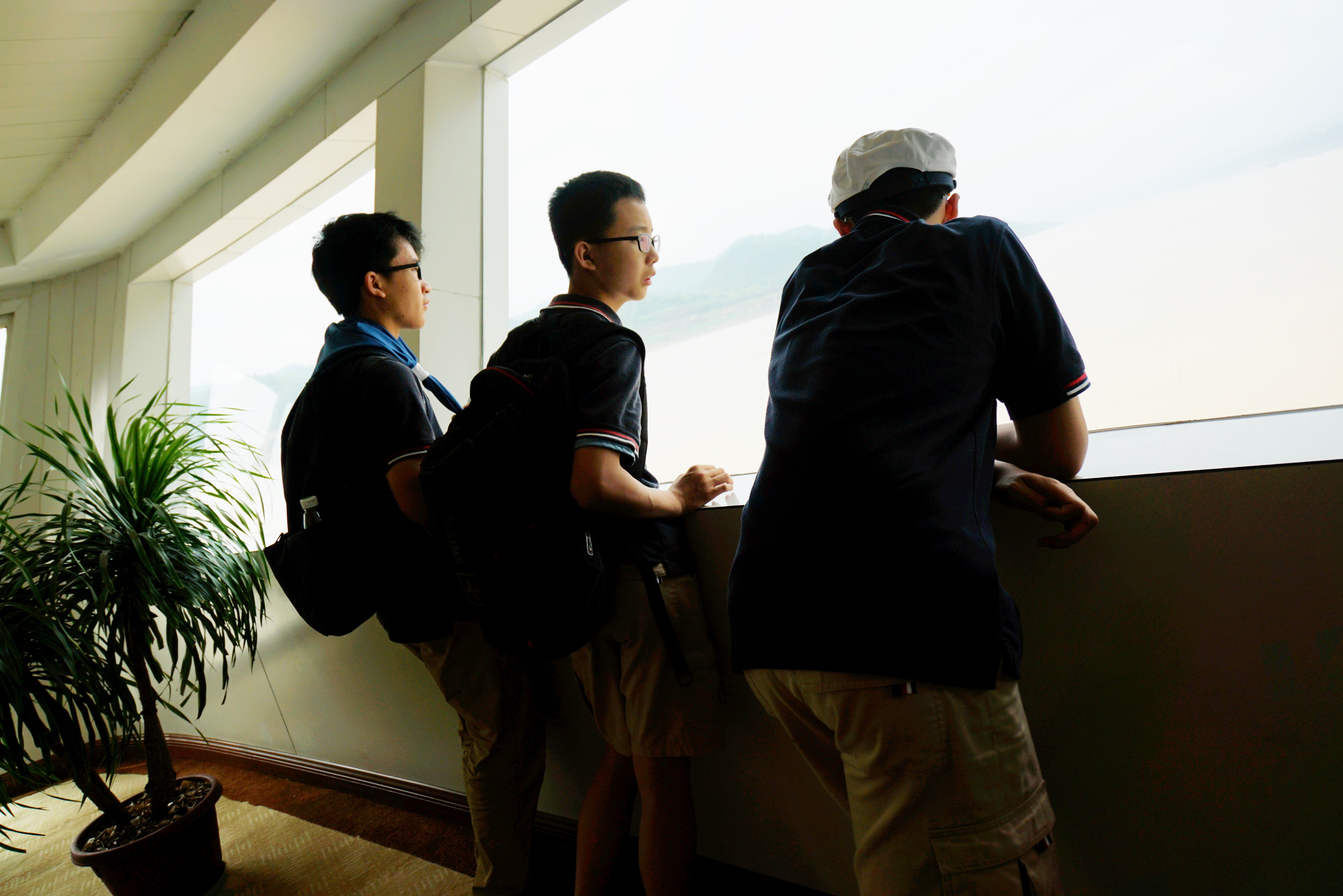 原創
            參觀中國內河最奢華的郵輪駕駛室，學古老的旗語 旅遊 第16張