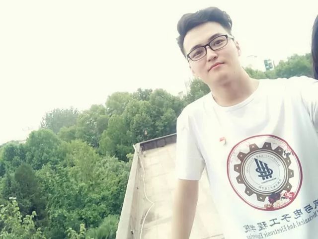 刘天洋/记者/work in 中国重汽,济南q四年的感悟还有想和学弟学妹们说