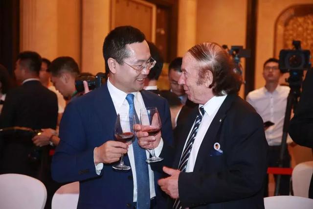 九国前元首精彩对话长江国际商会 纵论世界经济 盛赞武汉发展竞彩