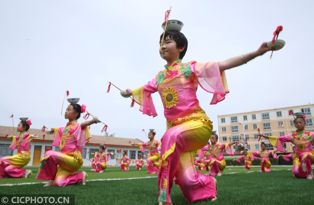 张掖市民乐人口_张掖市民乐职教牛根生(3)