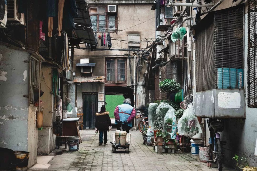 福忠里滨江里的由来可追溯至 1911 年,荷兰商人在此建起公寓,由教会