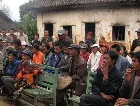 贫困户人均年收入_建档立卡贫困户