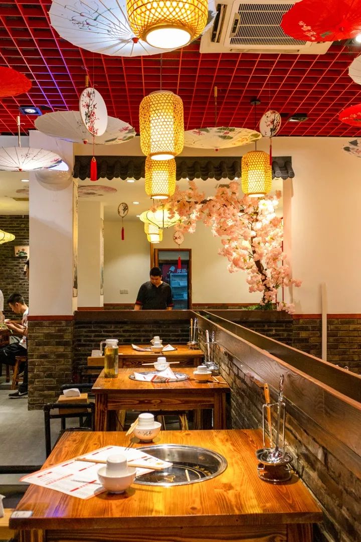 霸都硬核火锅店,3.8折搞一顿!敞吃不心疼!