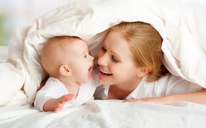                     孩子感冒不吃药会拖成肺炎、脑炎、鼻窦炎吗？