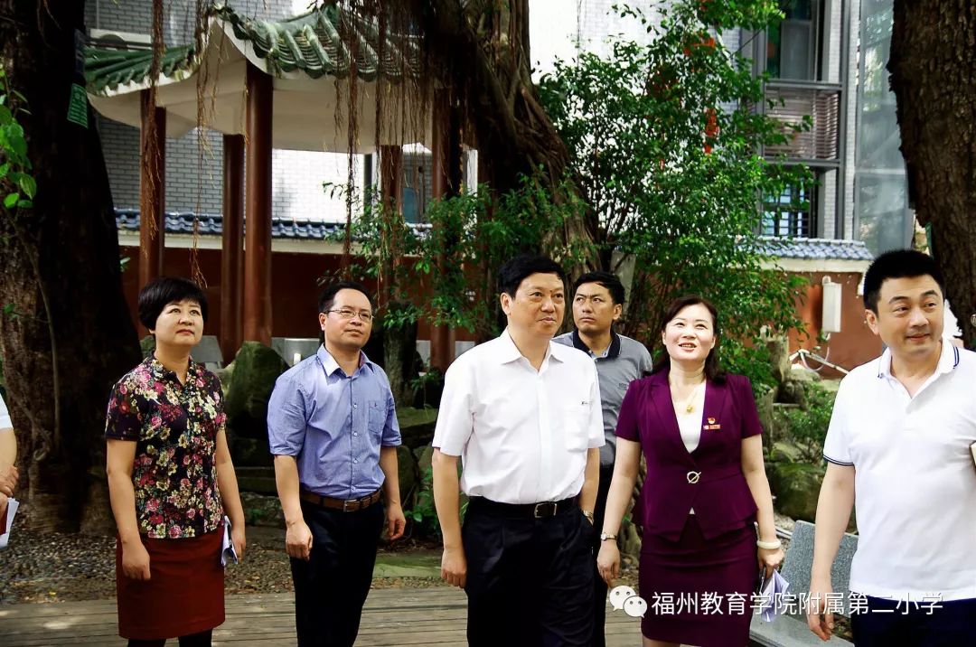 福州市委副书记,市长尤猛军,副市长杨新坚,副市长李春,市政府副秘书长