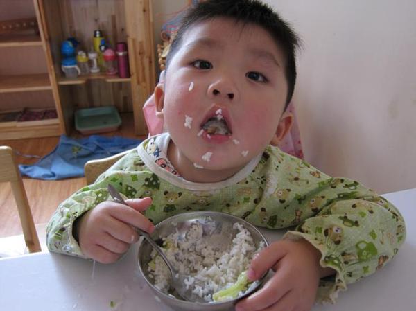                     6岁男童上课肚子突然变鼓，医生怒斥：不配做父母，家长们要重视