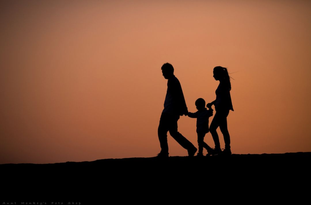 当女摄影师拿起了相机,女神秒变女汉子!