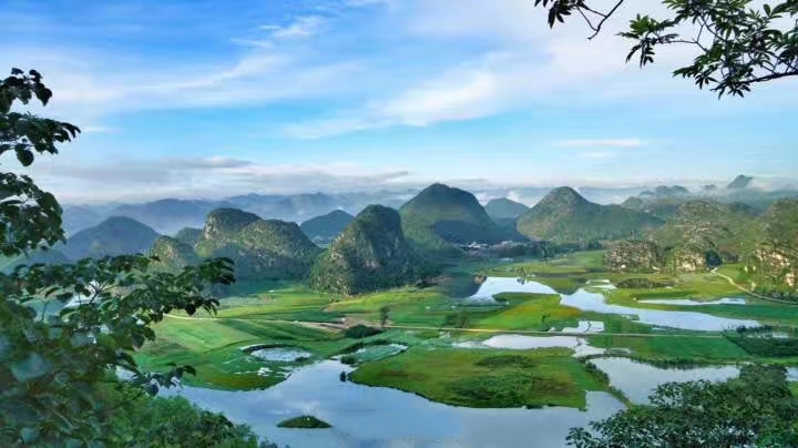 原創
            避暑旅遊去雲南普者黑，這個小眾彝家水鄉，沒想到倒是絕美賞荷花勝地 旅遊 第1張