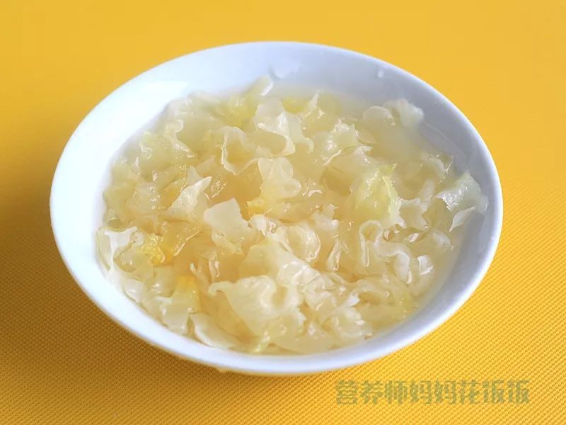                     原创            生津润肺！这碗宝宝至爱小甜汤冷热都好喝！