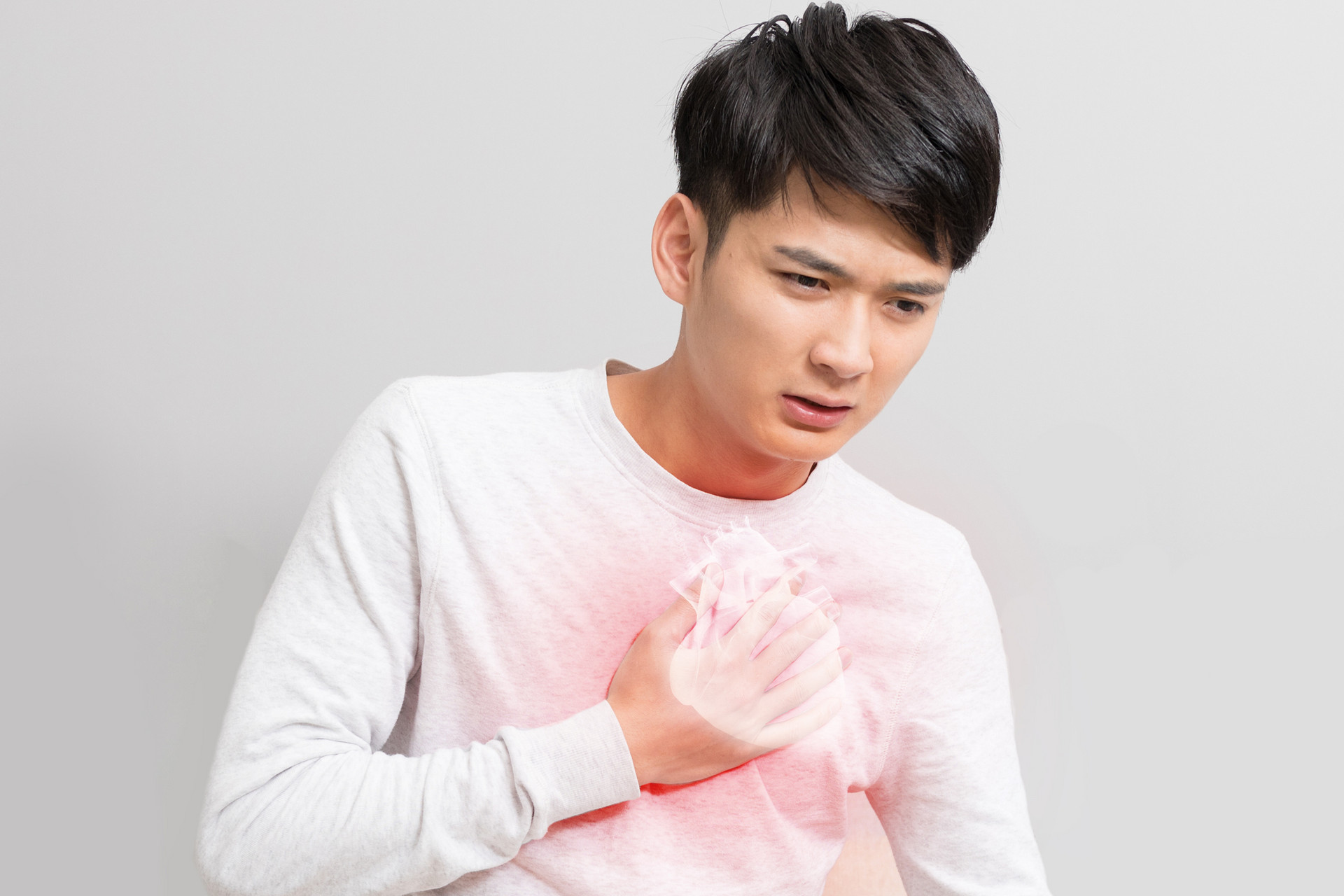 心脏突然“刺痛”一下？无非这4个原因，早了解防猝死