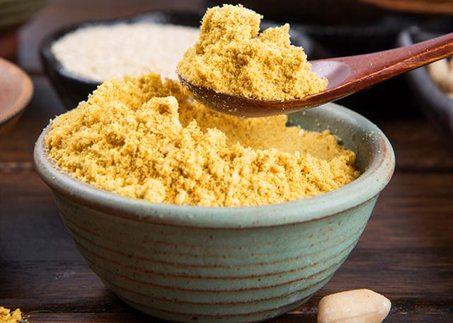 老师傅教你做烧烤,腌料、撒料和酱汁的配方要