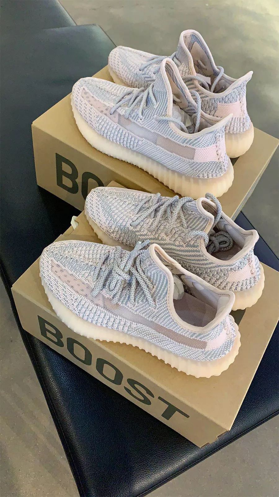 粉天使yeezy350v2今早发售你抢到了吗