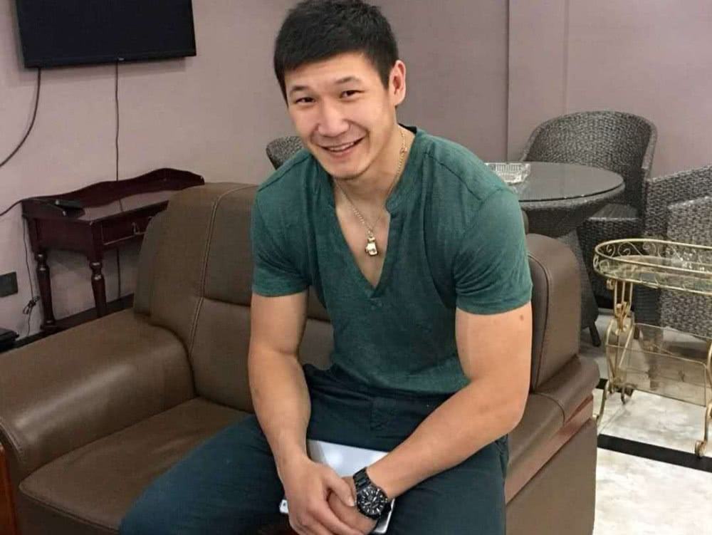 原创冬瓜不记前仇,支持郑召玉击败所有对手,将冠军宝座留在我国!