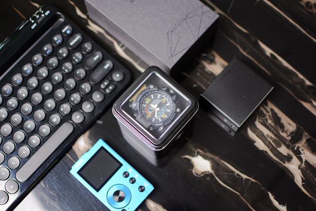 С����Ʒ����˫�Ե��ӱ�:����ר��,99Ԫ���ּ۸�����